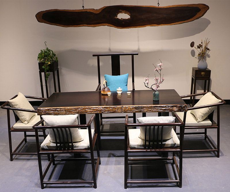Mẫu bàn trà với 5 ghế mặt bàn có kích thước : 185cm x 91cm x 8cm