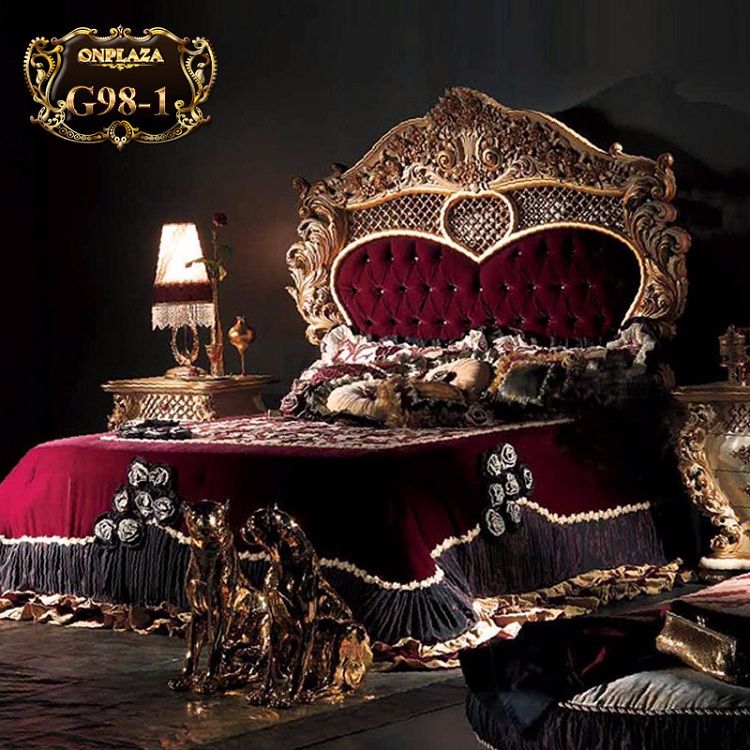 Giường ngủ gỗ sồi phong cách hoàng gia chạm khắc tinh xảo đậm chất cổ điển