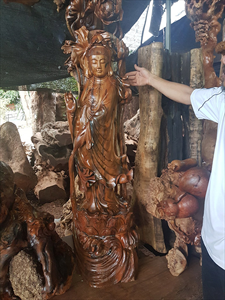 Tượng Quan Thế Âm Bồ Tát gỗ Cẩm Thị điêu khắc
