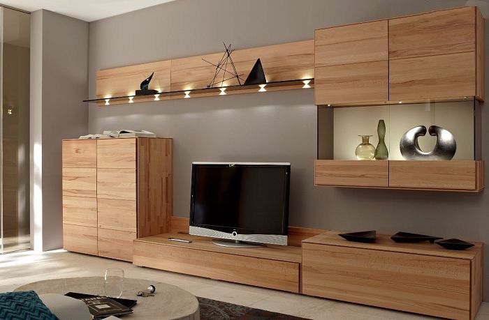 kệ tivi gỗ tự nhiên được đánh giá là chất liệu tốt nhất cho nội thất gia đình